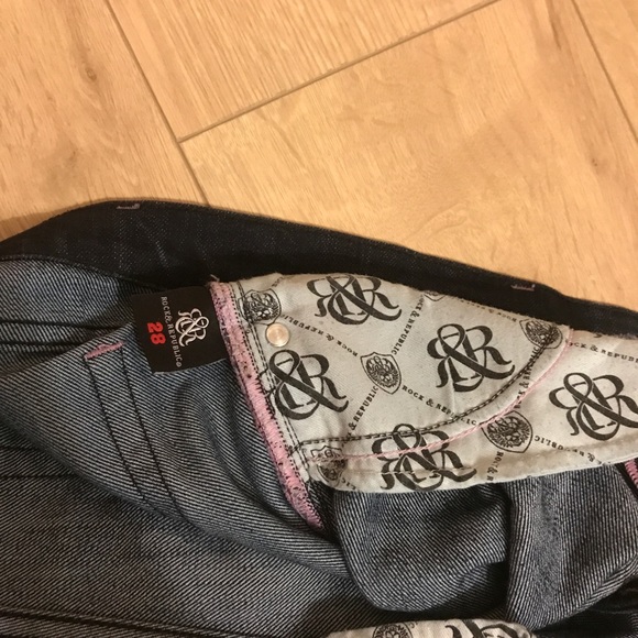 Rock & Republic jeans - Picture 3 of 4